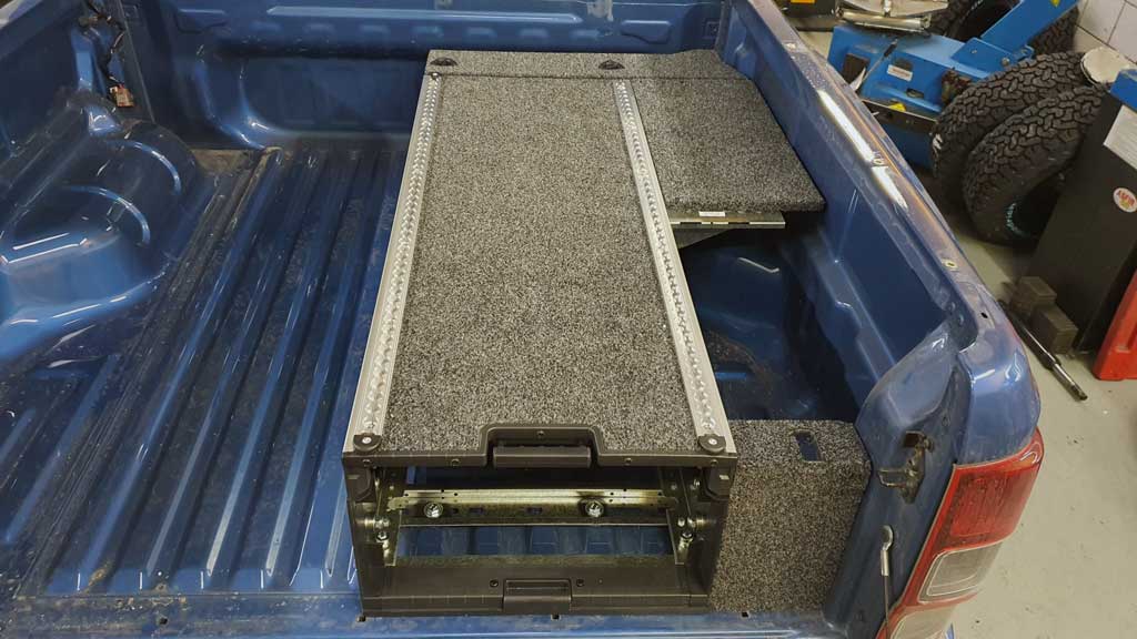 ARB Schublade auf Ladefläche Ford Ranger