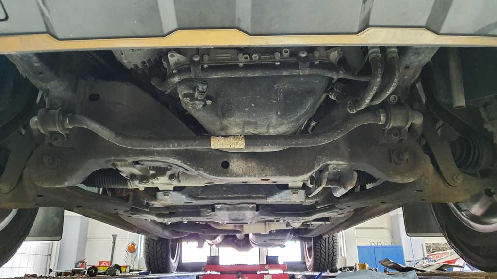 Unterboden VW Amarok ohne Unterfahrschutz